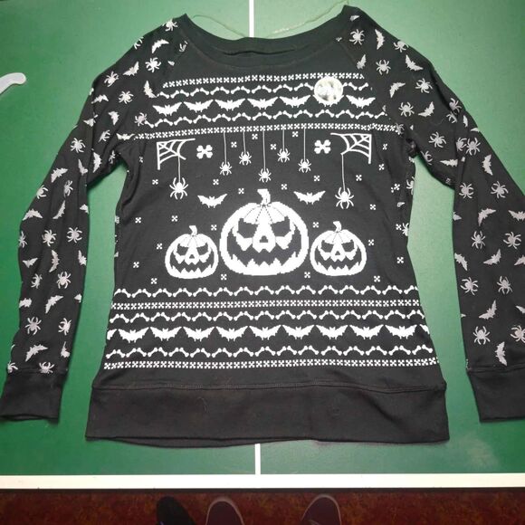 Glow in the Dark Jack-o-lantern Long Sleeve w/ Double Sided Graphics Juniors Med - Picture 1 of 6